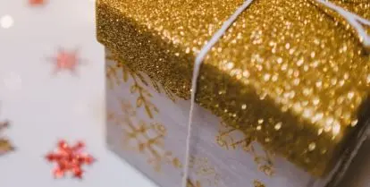 Best Christmas Gifts for Students and Travelers