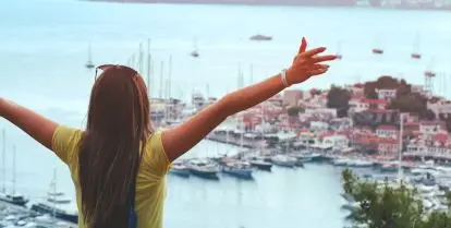 benefits of studying abroad in high school