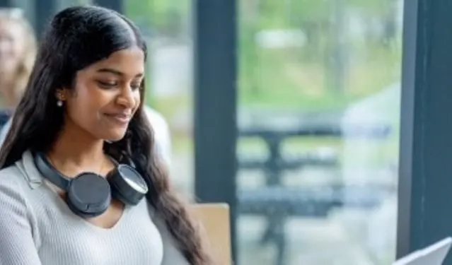 student using Sprintax