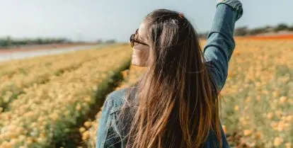 how to find summer internships abroad