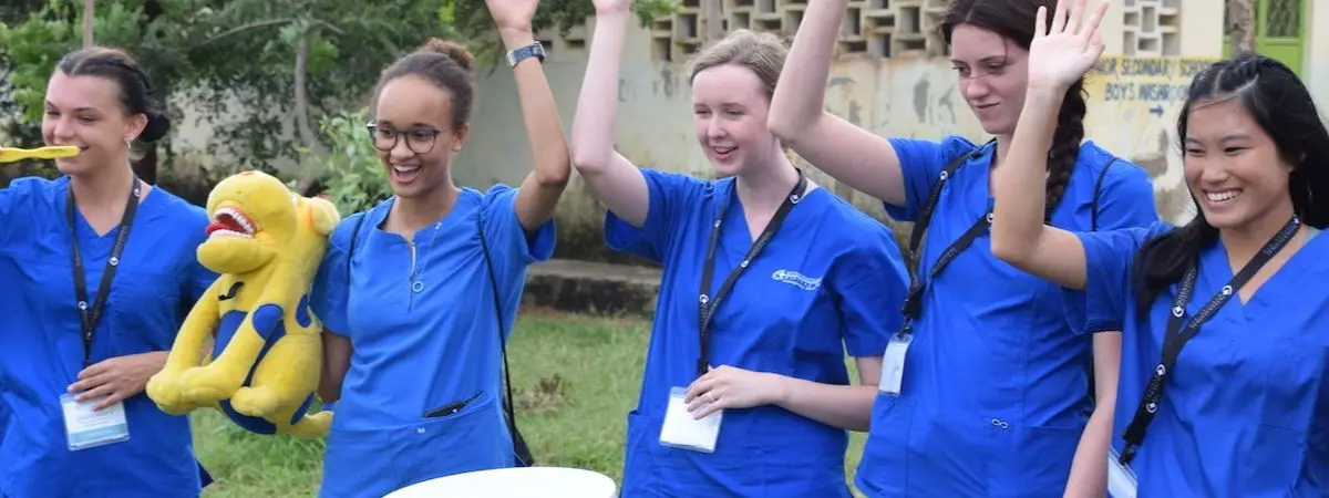 does studying abroad look good for medical school