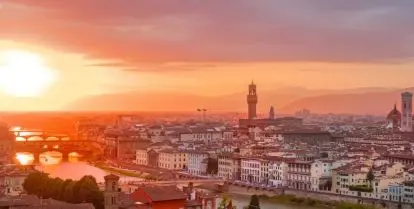 why teach english in italy